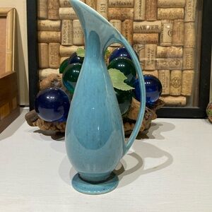 Red Wing pottery vase